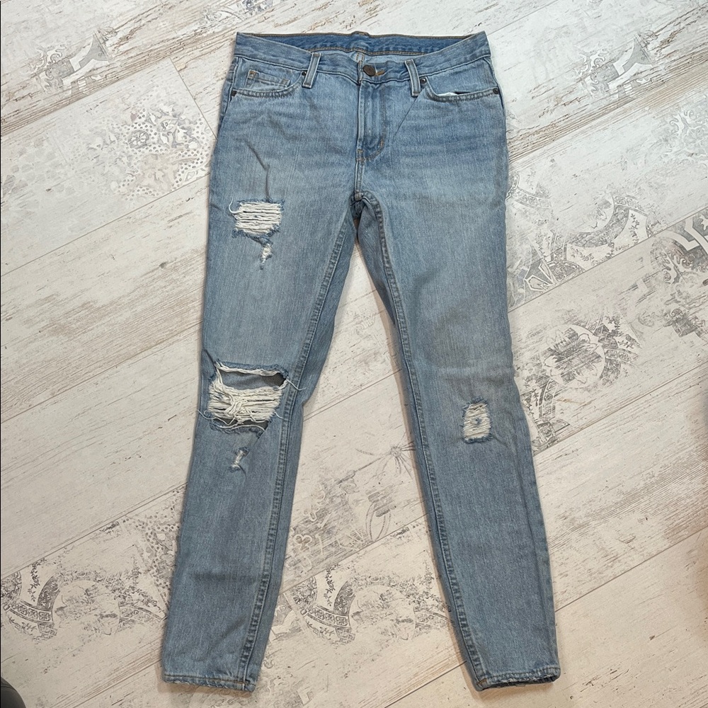 BDG Denim Slim Boyfriend Low Rise Light Wash Distressed Jeans Size 24